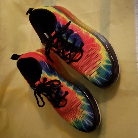 CAPE ROBBIN Sneakers Size 8 Burst - Picture 2 of 7